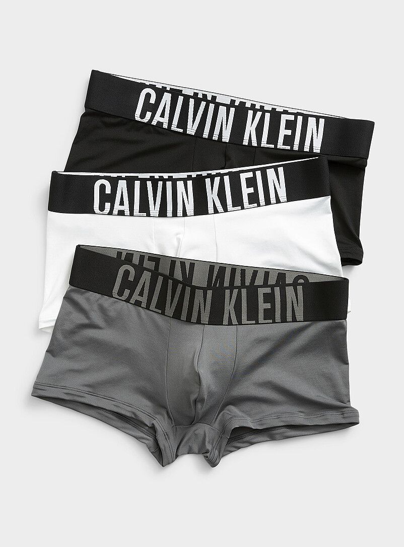 Inside CALVIN KLEIN